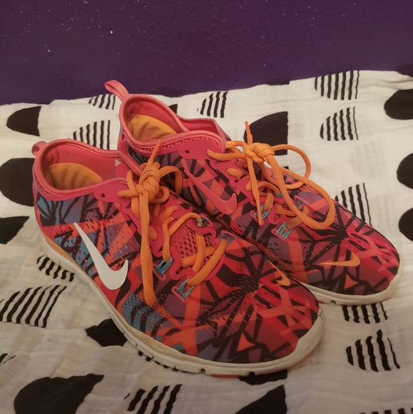 Nike TR Fit 4 size 8.5 - Picture 1 of 3